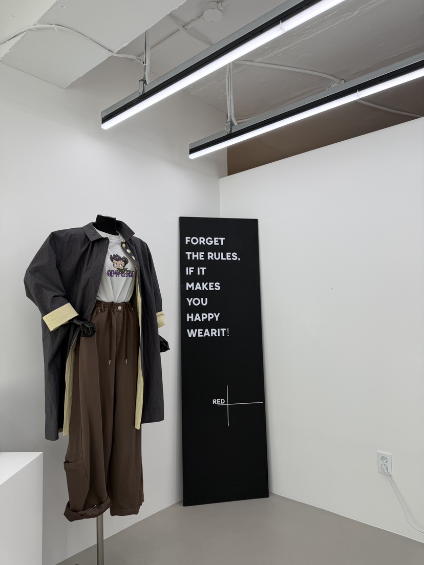 RED-A韓國直郵女裝新品人氣職業時尚長款風衣兩面穿雙面RED-A長款風衣