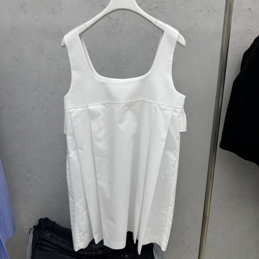 SIXTEEN韓國直郵實拍女士新款26春夏熱賣人氣時尚吊帶背心SIXTEEN吊帶/背心