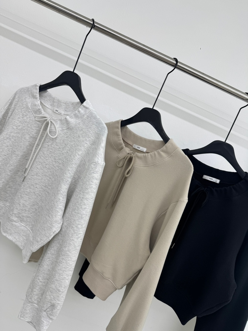 RED-A韓國東大門代購女裝新款26春夏人氣時尚休閑衛衣露肩RED-A衛衣