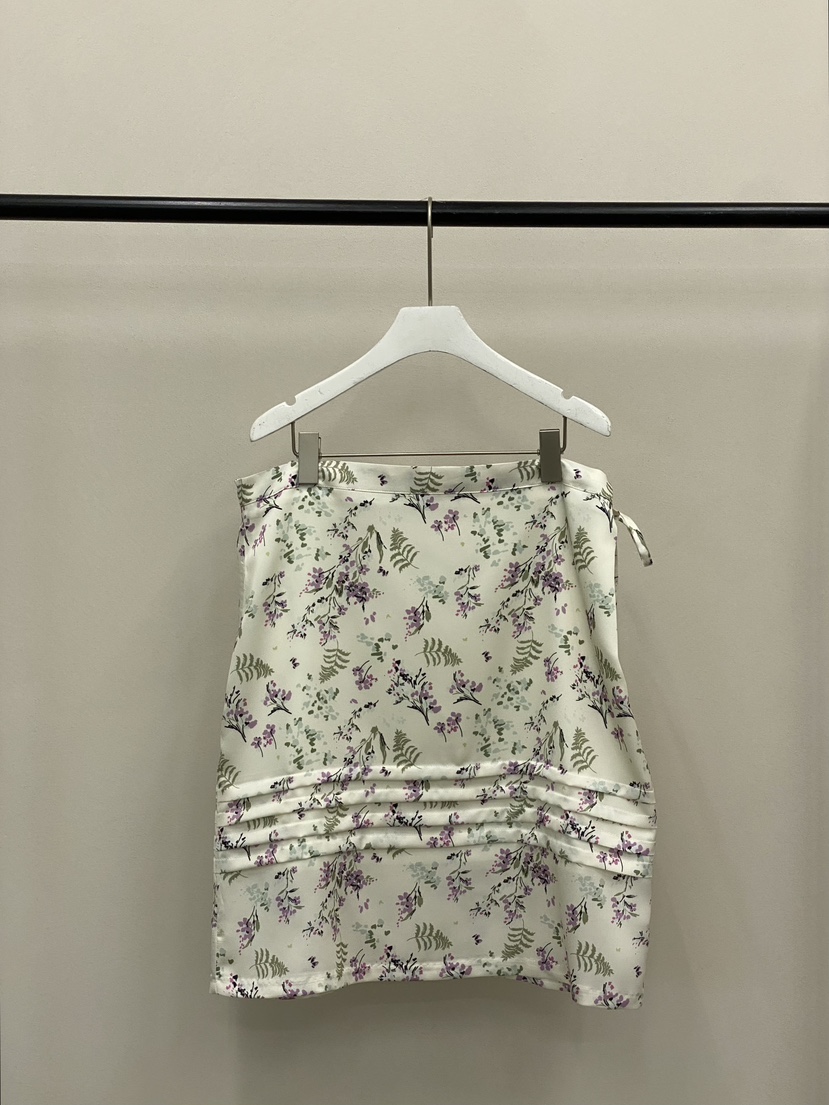 MUCH MORE/JACKPOT韓國代購女士新款人氣26春夏半身裙中短裙MUCH MORE/JACKPOT半身裙/中短裙圖色1