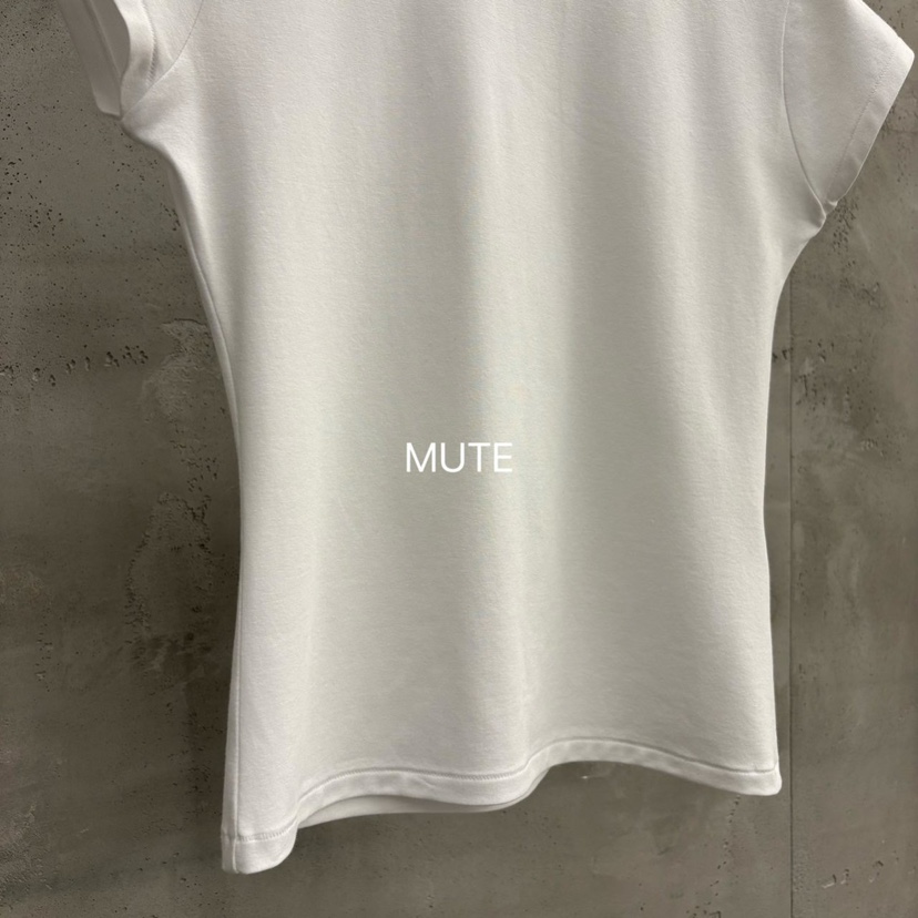 MUTE-P韓國代購女裝新款職業熱賣休閑推薦人氣時尚26春夏T恤MUTET恤