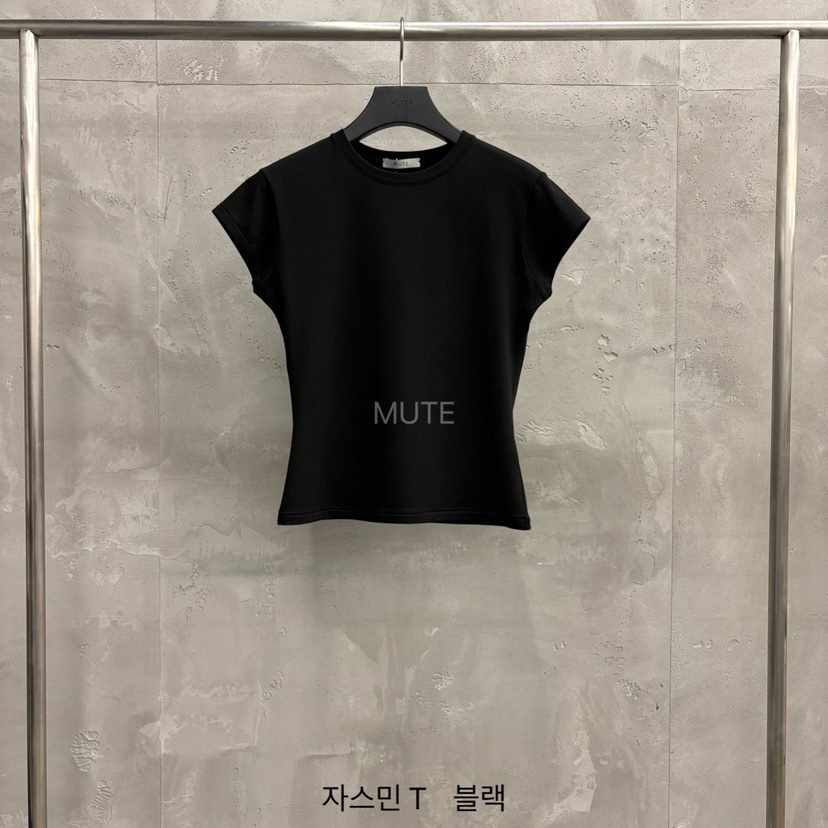 MUTE-P韓國代購女裝新款職業熱賣休閑推薦人氣時尚26春夏T恤MUTET恤圖色9黑色