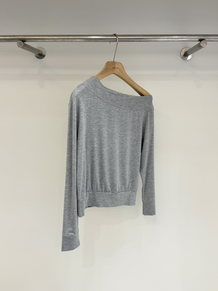 TOOGOOD韓國東大門直郵女裝新款職業推薦人氣長袖T恤露肩TOOGOOD長袖T恤圖色1