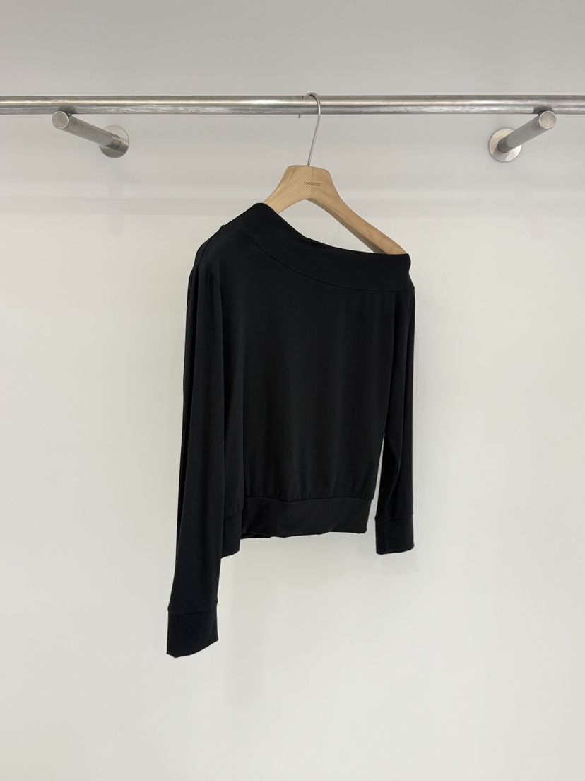 TOOGOOD韓國東大門直郵女裝新款職業推薦人氣長袖T恤露肩TOOGOOD長袖T恤圖色3