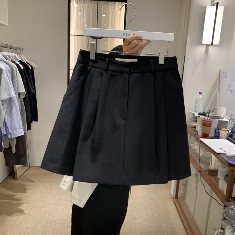 VENIR-a韓國東大門直郵女裝新品時尚休閑人氣推薦26春夏短裙VENIR-a短裙圖色2