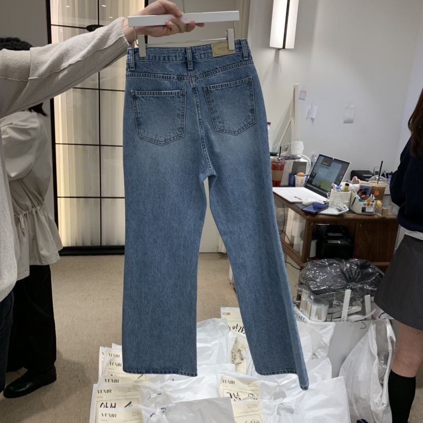 VENIR-a韓國代購女裝新款職業時尚26春夏人氣推薦牛仔褲VENIR-a牛仔褲