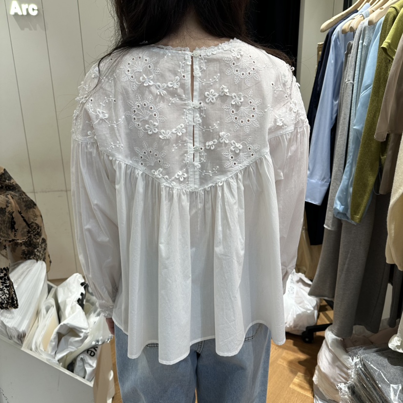 ARC韓國東大門直郵女士新款時尚26春夏休閑推薦襯衫蕾絲衫ARC EN CIEL襯衫/蕾絲衫
