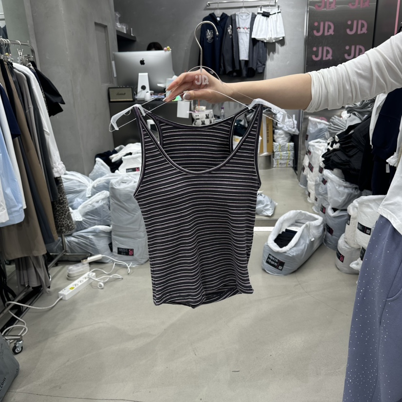 JUDYQUE韓國直郵女裝新款時尚熱賣休閑26春夏職業吊帶背心JUDYQUE吊帶/背心圖色2