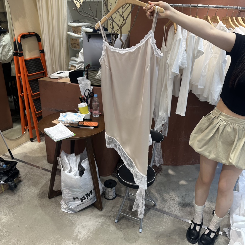 MIENNE韓國東大門直郵女士新品職業休閑人氣吊帶背心蕾絲MIENNE吊帶/背心圖色1