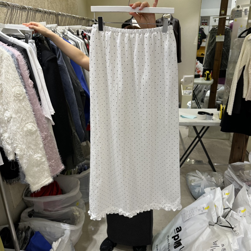 REFLAT韓國代購女裝新款熱賣職業人氣推薦26春夏長裙荷葉邊REFLAT長裙圖色1