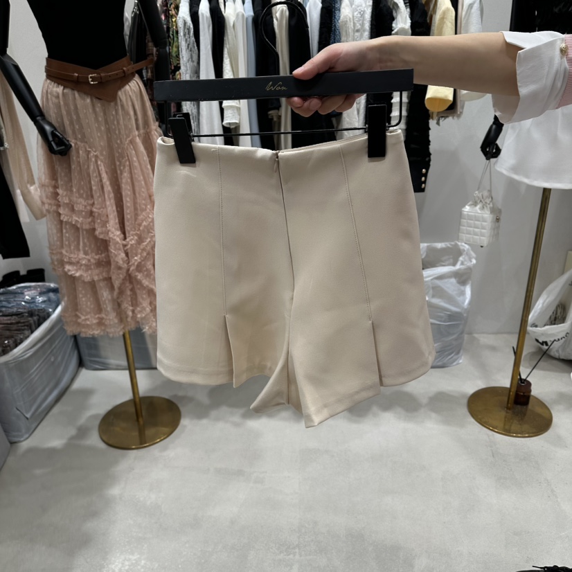 BUBBLE/LOTTIMO韓國直郵實拍女裝新品熱賣時尚職業人氣短褲BUBBLE/LOTTIMO短褲