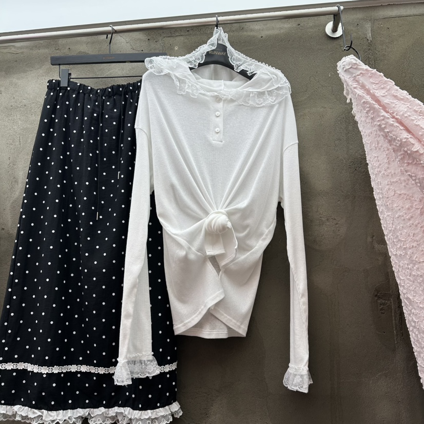 RUNWAY-런웨이韓國東大門代購女士新品人氣長袖T恤奶油色RUNWAY長袖T恤