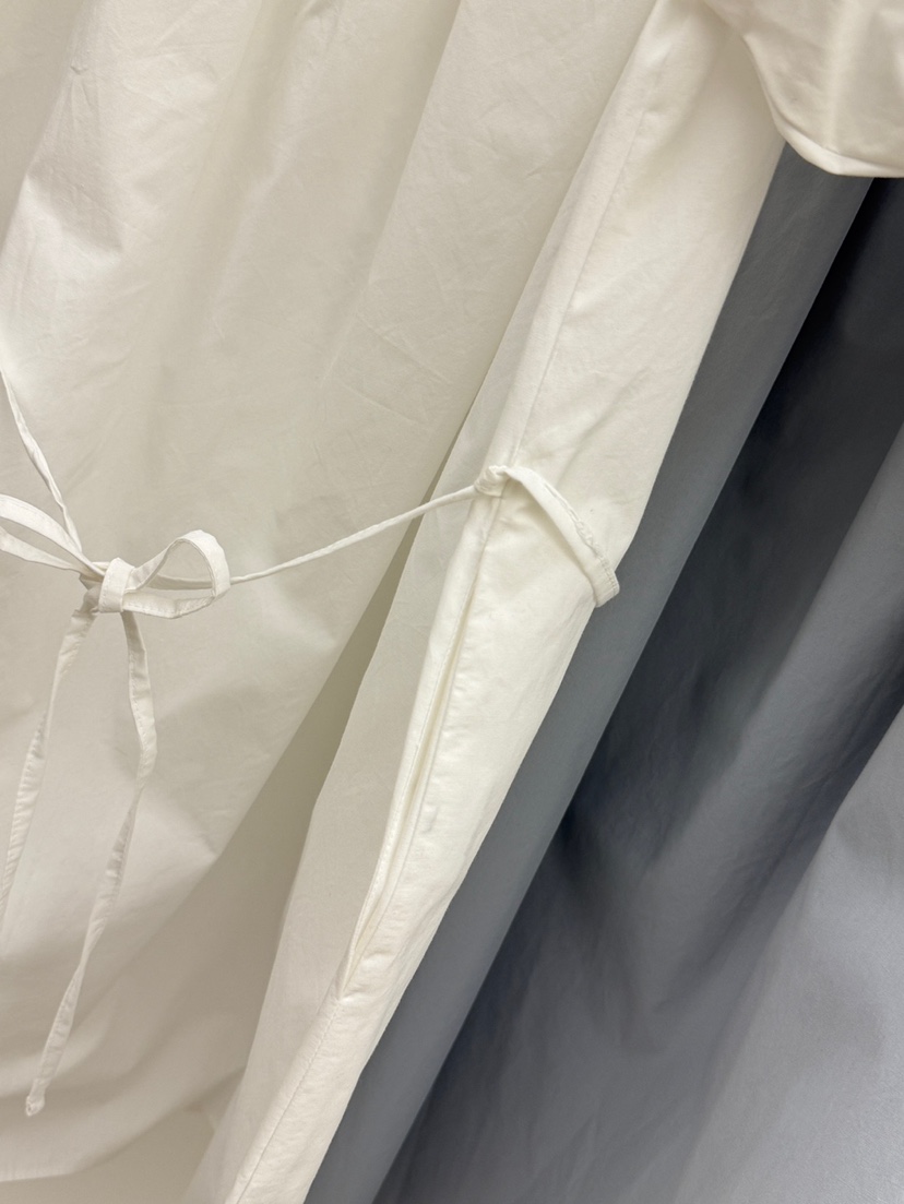 CM東大門實拍女士新款時尚推薦26春夏休閑連衣裙含腰繩露肩CM_centimeter連衣裙