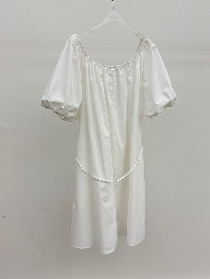 CM東大門實拍女士新款時尚推薦26春夏休閑連衣裙含腰繩露肩CM_centimeter連衣裙