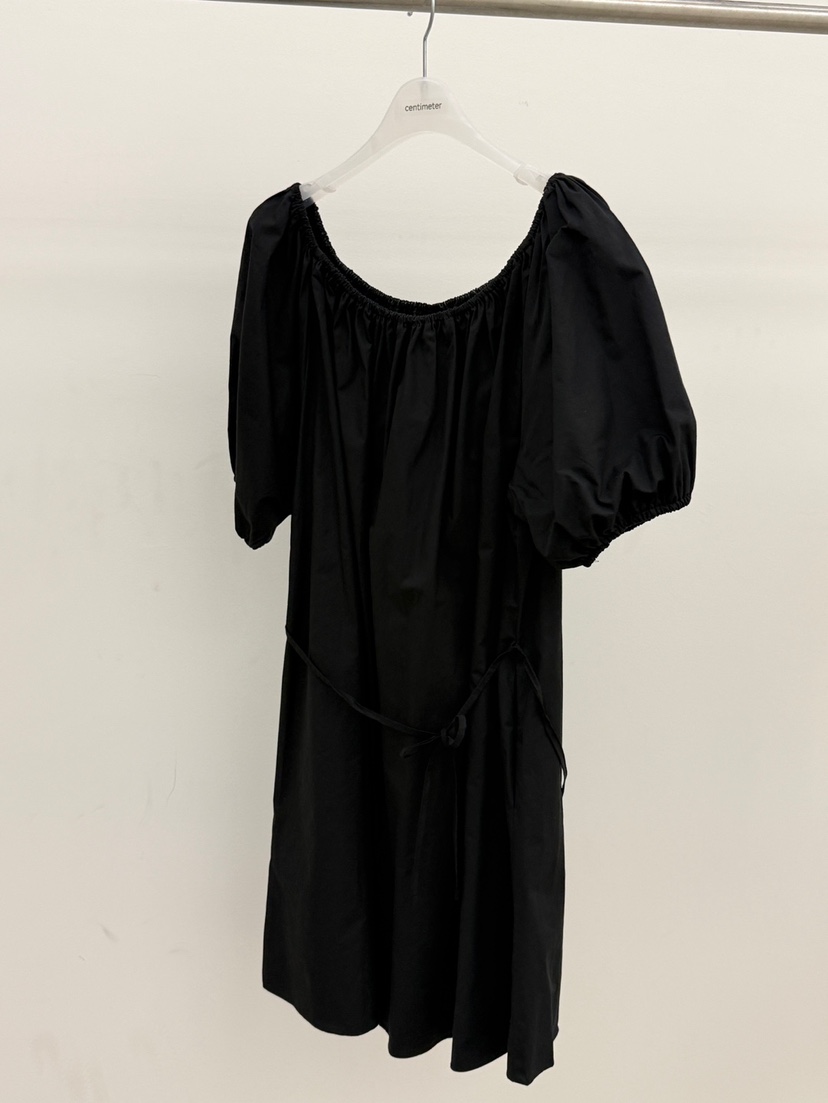 CM東大門實拍女士新款時尚推薦26春夏休閑連衣裙含腰繩露肩CM_centimeter連衣裙圖色3