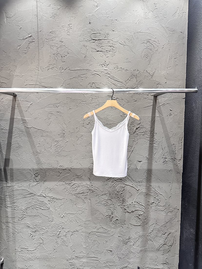 BLACK RIBBON-A韓國直郵女裝新款推薦熱賣吊帶背心蕾絲BLACK RIBBON-A吊帶/背心