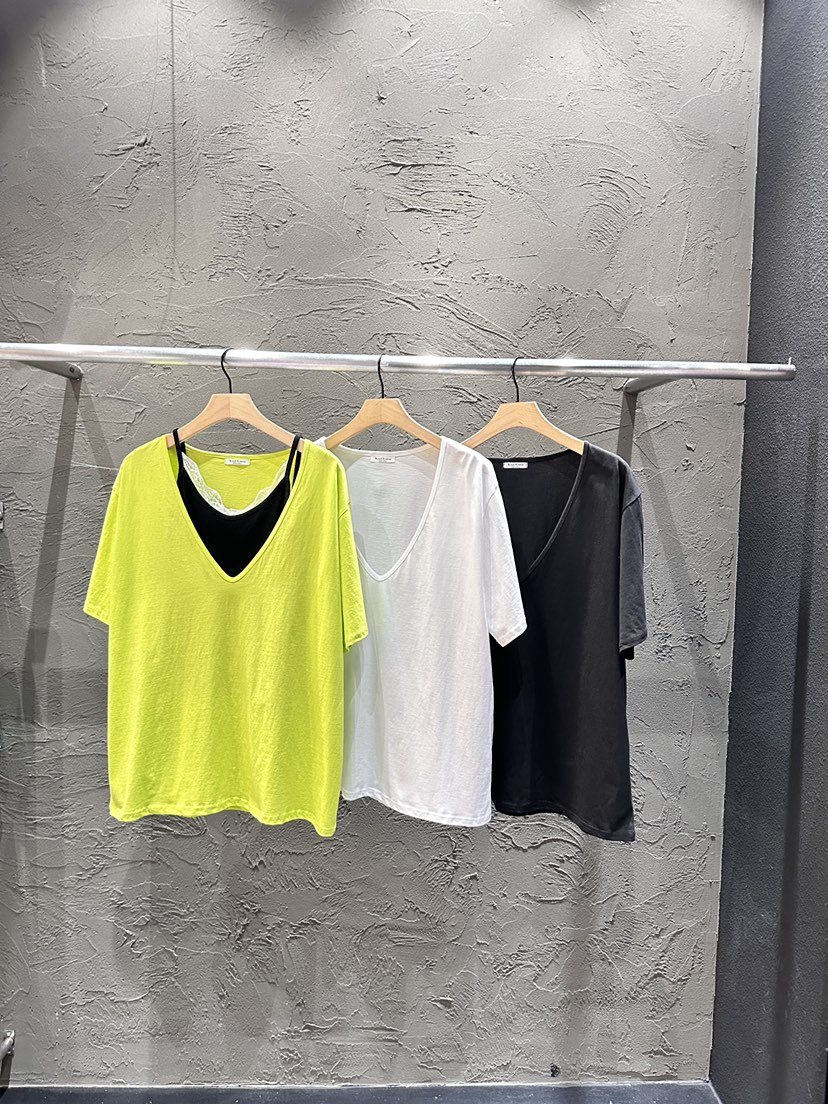 BLACK RIBBON-A韓國代購女士新品26春夏熱賣推薦T恤V領BLACK RIBBON-AT恤