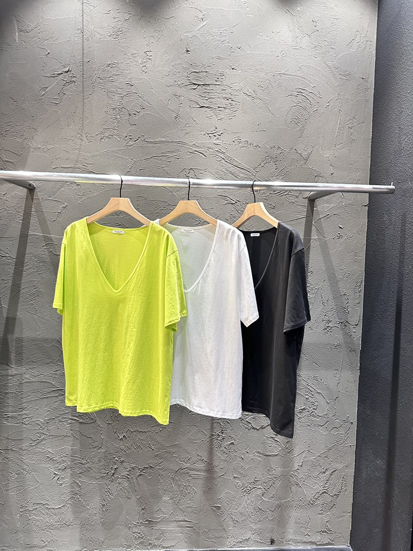 BLACK RIBBON-A韓國代購女士新品26春夏熱賣推薦T恤V領BLACK RIBBON-AT恤