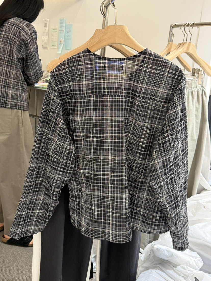 MONE-A韓國代購女裝新款時尚熱賣職業人氣推薦襯衫蕾絲衫MONE-A襯衫/蕾絲衫