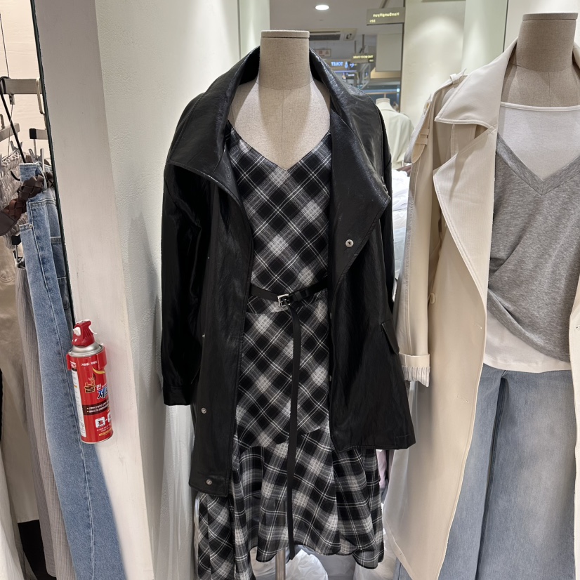 HANSUNGHYUN東大門實拍女士新款熱賣職業夾克不含內搭含腰帶HANSUNGHYUN夾克圖色2