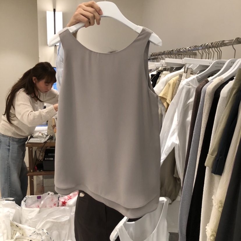 VENIR-a韓國直郵實拍女士新款推薦職業時尚人氣吊帶背心VENIR-a吊帶/背心