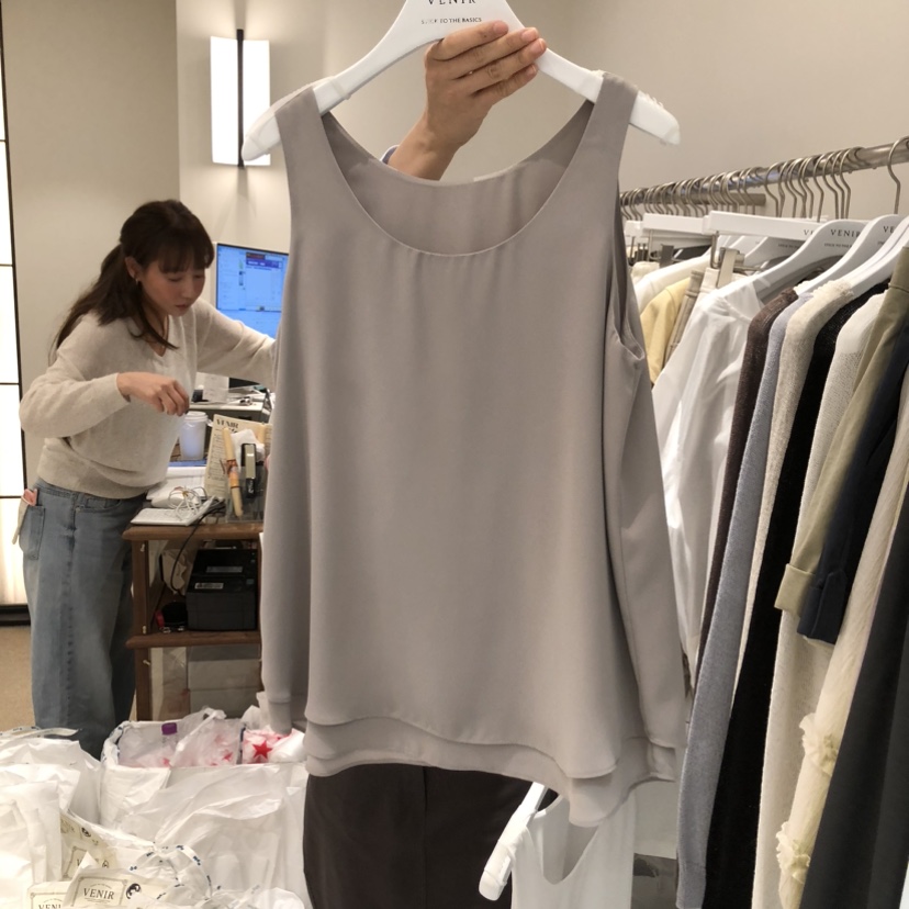 VENIR-a韓國直郵實拍女士新款推薦職業時尚人氣吊帶背心VENIR-a吊帶/背心圖色2