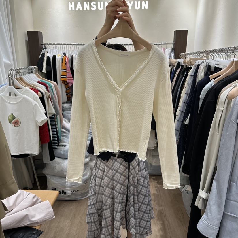 HANSUNGHYUN東大門代購女裝新品人氣針織衫荷葉邊V領開衫HANSUNGHYUN針織衫圖色1