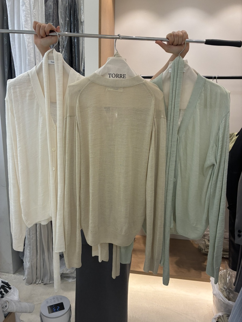 TORRE韓國東大門直郵女士新品時尚針織衫不含內搭含圍巾套裝開衫TORRE針織衫