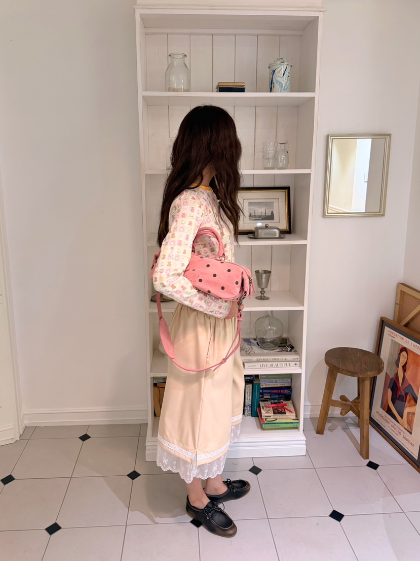 BOUTIQUE-L韓國代購女裝新款人氣熱賣26春夏時尚長袖T恤BOUTIQUE-L長袖T恤