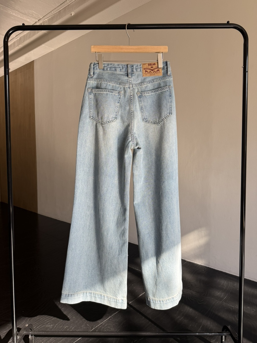 SOLAR韓國直郵實拍女裝新品熱賣人氣職業時尚推薦休閑牛仔褲SOLAR牛仔褲