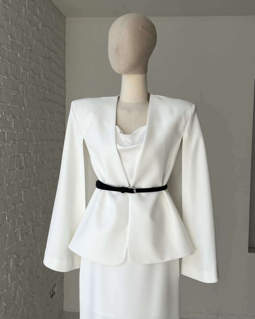 VERNI韓國直郵實拍女裝新品時尚夾克不含腰帶不含內搭披肩VERNI夾克圖色1