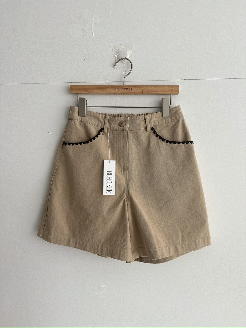 BLEECKER韓國直郵女裝新品26春夏熱賣時尚職業短褲口袋刺繡BLEECKER短褲圖色2