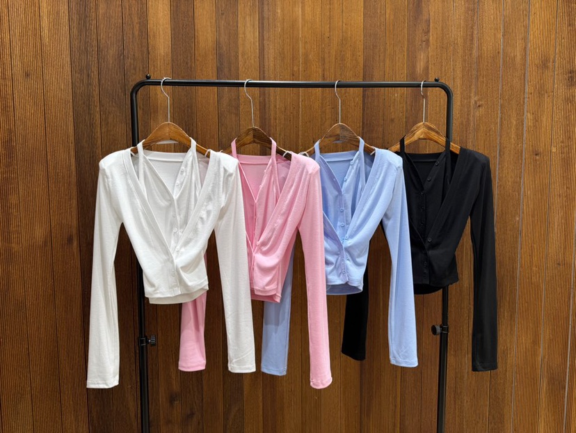 2TWO MOON韓國代購女裝新品時尚推薦人氣長袖T恤雙層開衫2TWO MOON長袖T恤