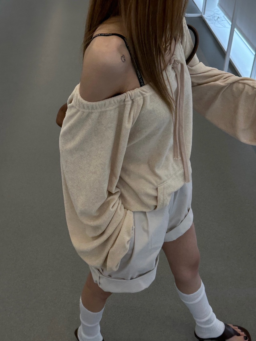 ZEROZERO韓國直郵女裝新款休閑人氣熱賣職業衛衣毛圈布露肩ZEROZERO衛衣