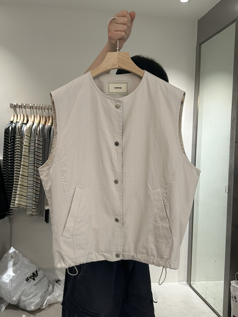 PEPPER-L韓國東大門代購女士新品人氣時尚26春夏熱賣馬甲PEPPER馬甲圖色2