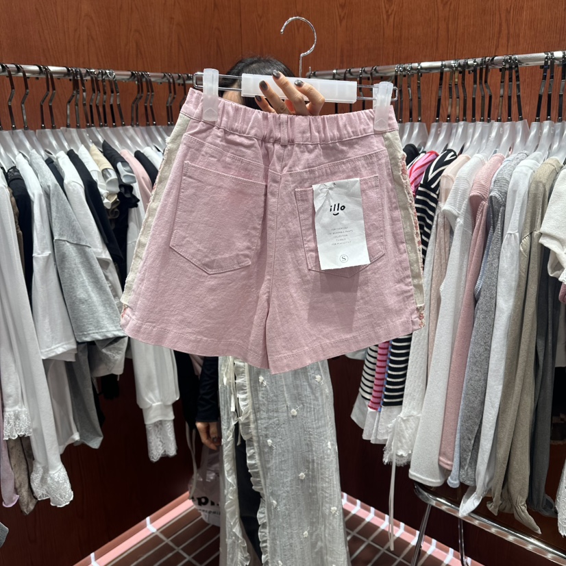 ILLO/MOCI韓國直郵實拍女裝新品推薦時尚職業人氣26春夏短褲ILLO/MOCI短褲