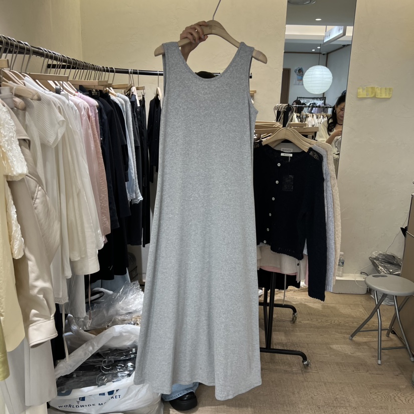 W AND J韓國直郵實拍女裝新品熱賣休閑職業時尚推薦連衣裙W AND J連衣裙圖色1