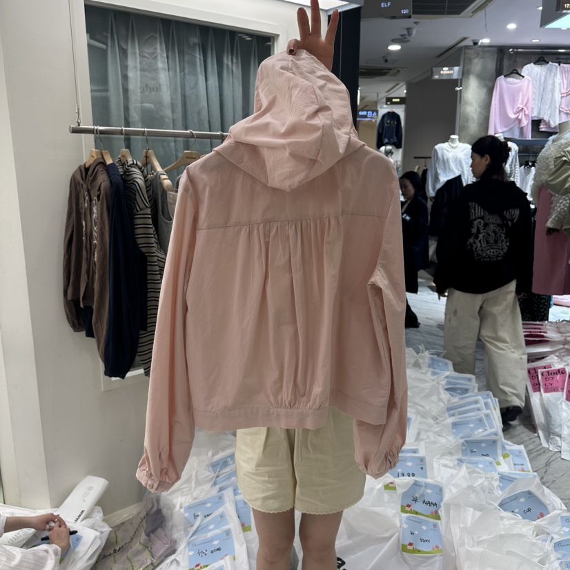 OURMOMENT韓國東大門直郵女裝新品人氣26春夏休閑襯衫蕾絲衫OURMOMENT襯衫/蕾絲衫