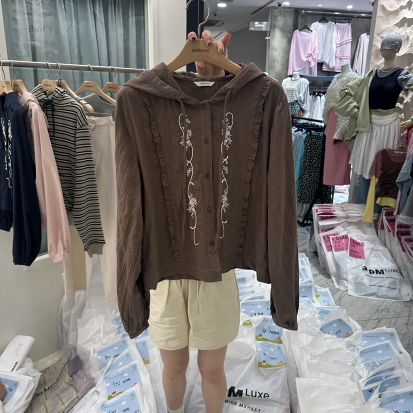 OURMOMENT韓國東大門直郵女裝新品人氣26春夏休閑襯衫蕾絲衫OURMOMENT襯衫/蕾絲衫圖色2