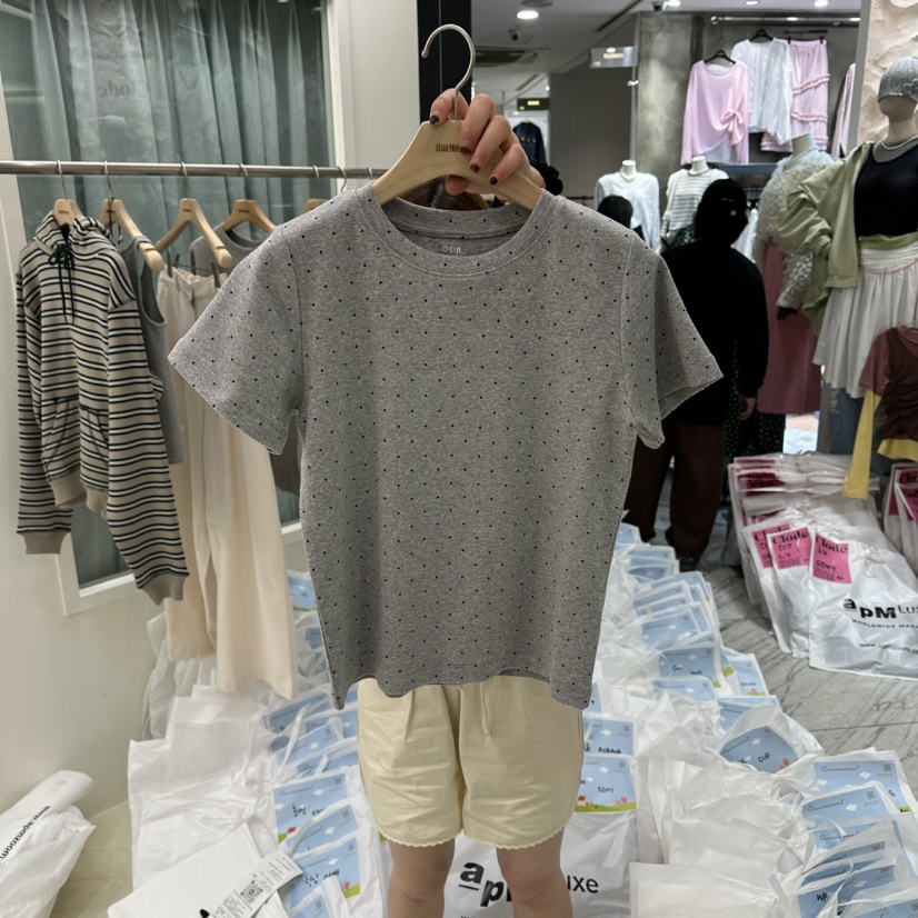 OURMOMENT韓國代購女士新款熱賣職業時尚推薦休閑26春夏T恤OURMOMENTT恤圖色3