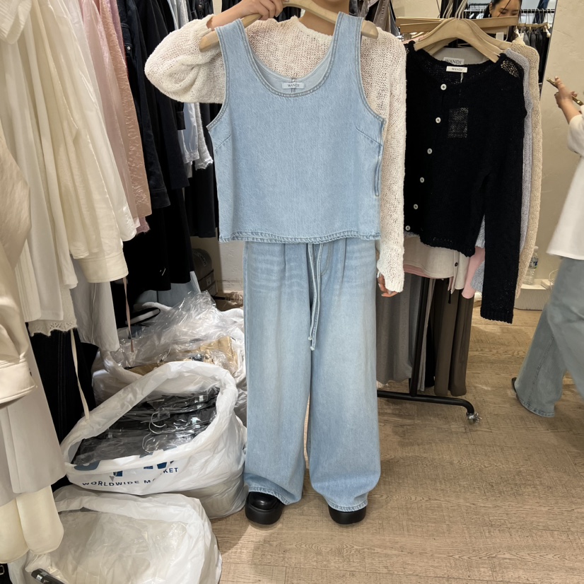 W AND J韓國東大門代購女裝新品熱賣職業時尚推薦人氣套裝W AND J套裝圖色1