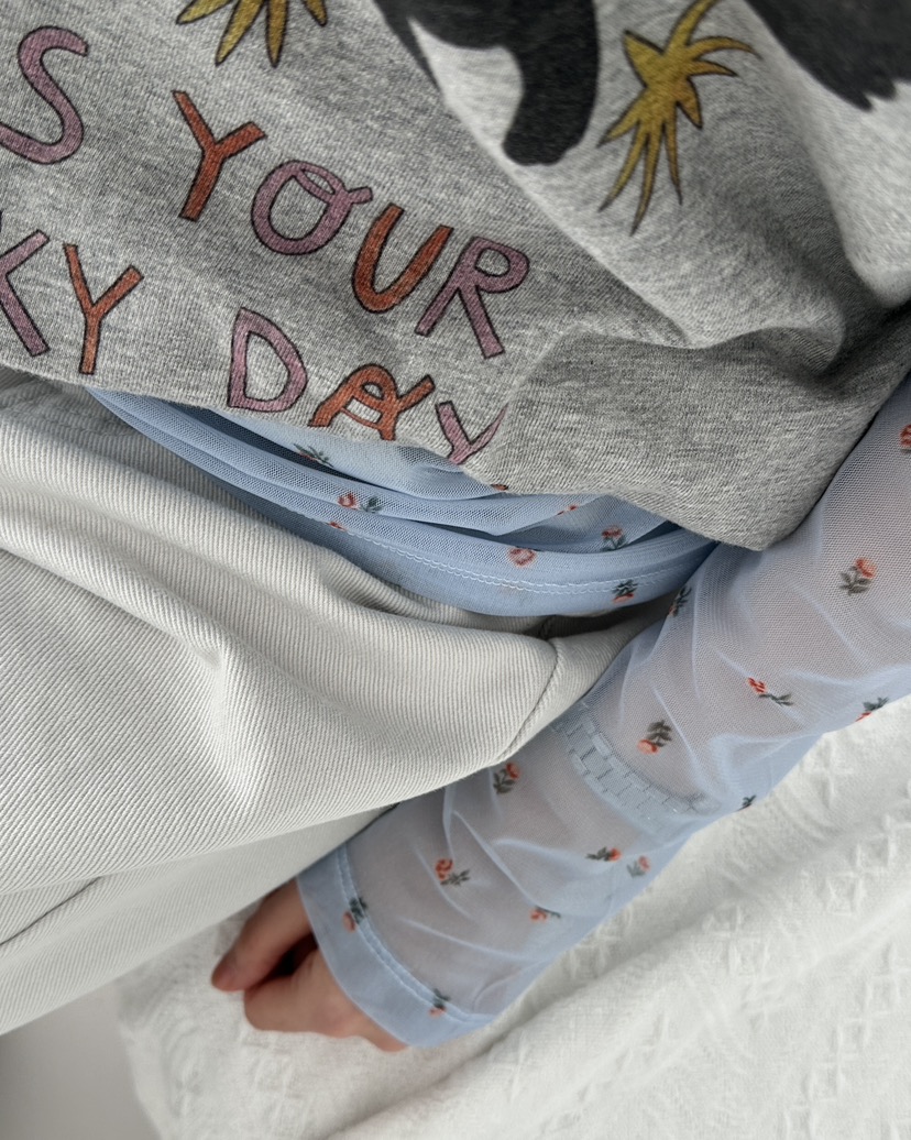 HOWDY韓國直郵女士新品26春夏熱賣人氣推薦職業休閑長袖T恤HOWDY長袖T恤