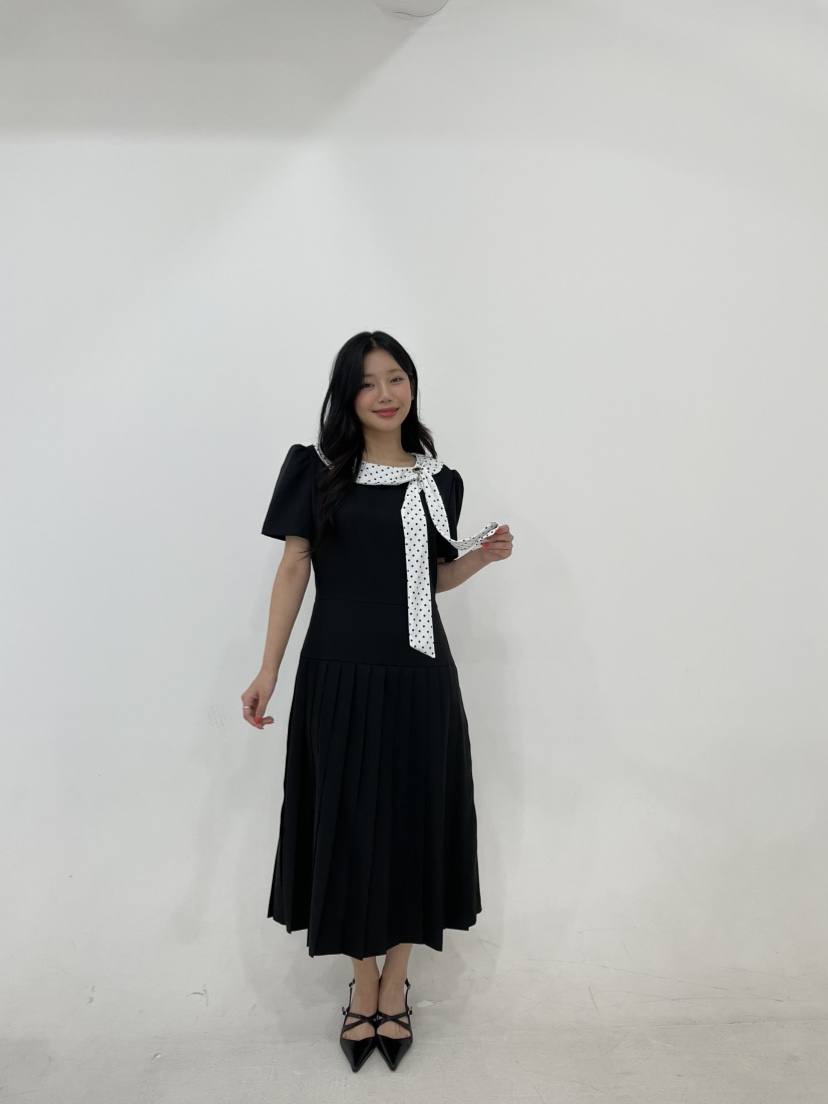 NAPKIN韓國直郵實拍女裝新品熱賣推薦休閑職業連衣裙圍巾NAPKIN連衣裙圖色1