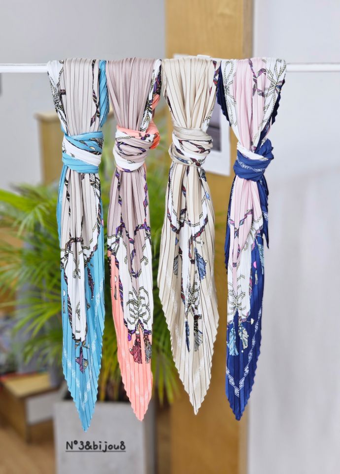 N3韓國直郵女裝新款休閑時尚熱賣人氣推薦圍巾披肩流蘇褶皺N3圍巾/披肩