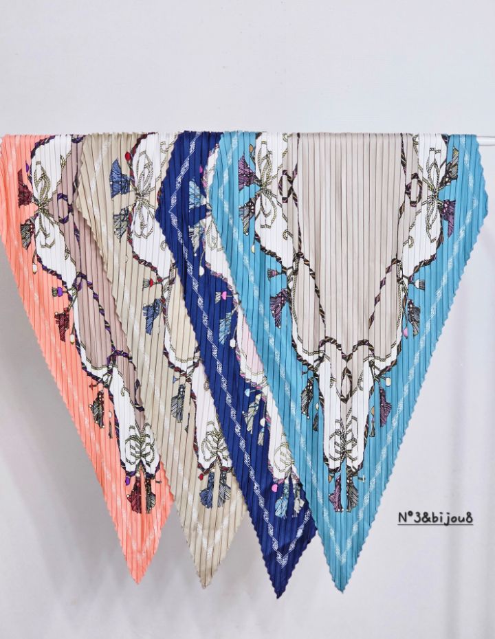 N3韓國直郵女裝新款休閑時尚熱賣人氣推薦圍巾披肩流蘇褶皺N3圍巾/披肩