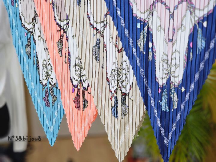 N3韓國直郵女裝新款休閑時尚熱賣人氣推薦圍巾披肩流蘇褶皺N3圍巾/披肩