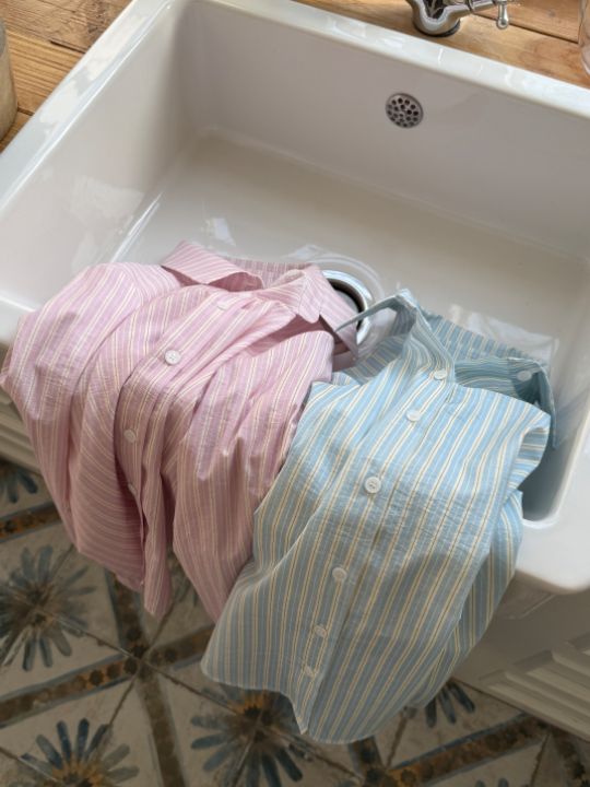 KOMOREBI韓國東大門直郵女士新款職業熱賣人氣襯衫蕾絲衫KOMOREBI襯衫/蕾絲衫