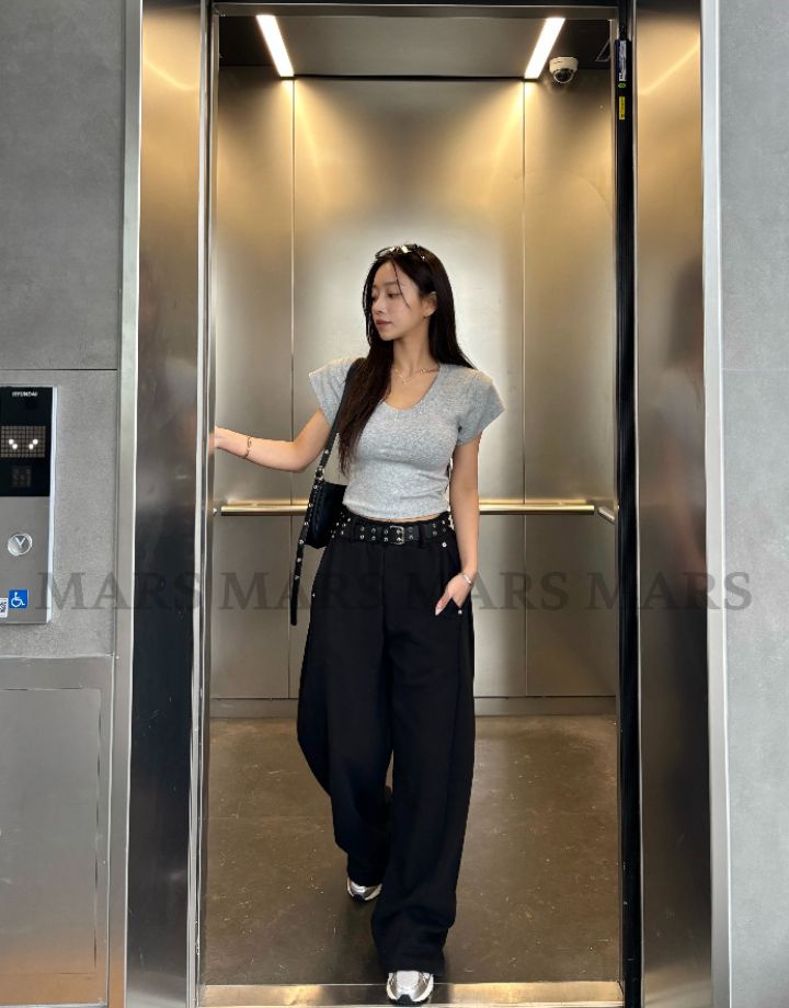 mars韓國代購女裝新款26春夏熱賣職業人氣休閑推薦T恤V領marsT恤