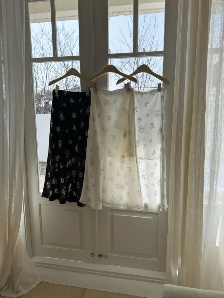 MARE韓國代購女士新品人氣時尚熱賣休閑26春夏長裙花朵緞面MARE長裙