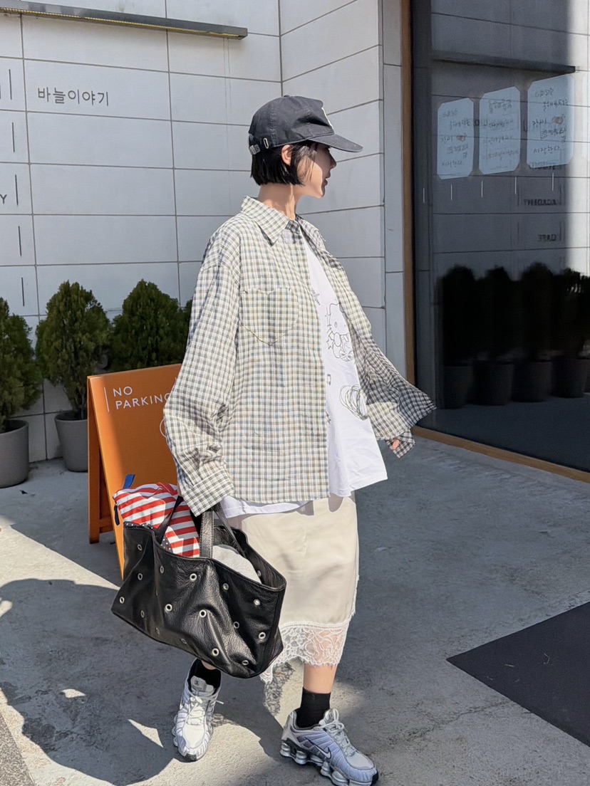 THE LINE-Q韓國直郵實拍女士新品休閑熱賣時尚襯衫蕾絲衫THE LINE-Q襯衫/蕾絲衫